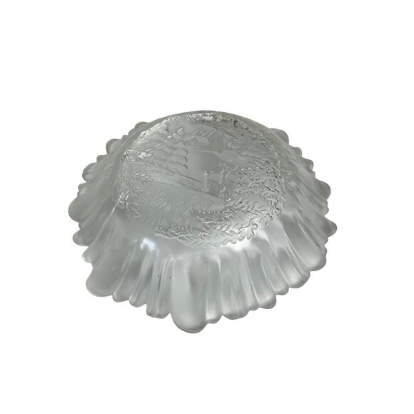Mikasa Winter Dreams 10.75" Bowl Frosted Glass Christmas - Picture 3 of 9